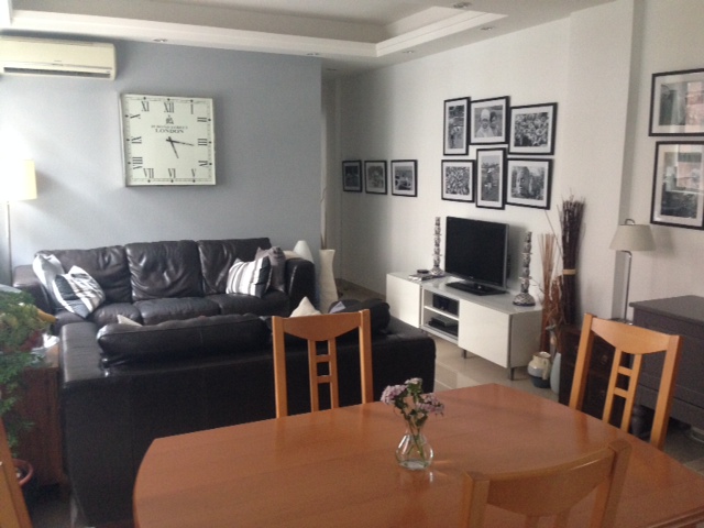 Mostly custom painting, Macdonnell Road